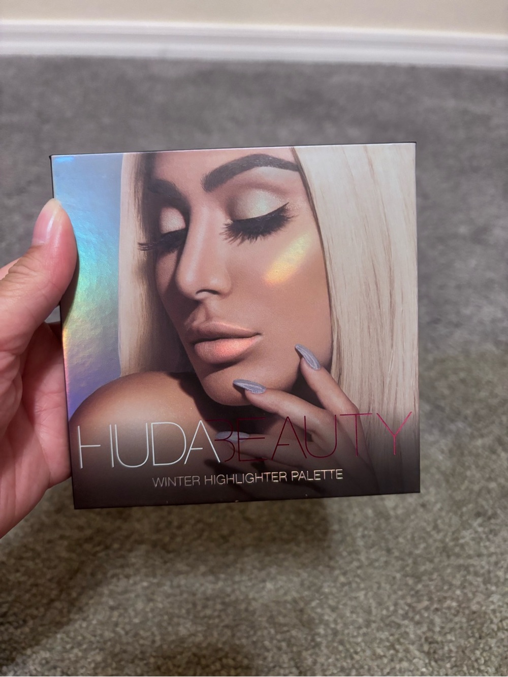 HUDA BEAUTY Winter Highlighter Palette
